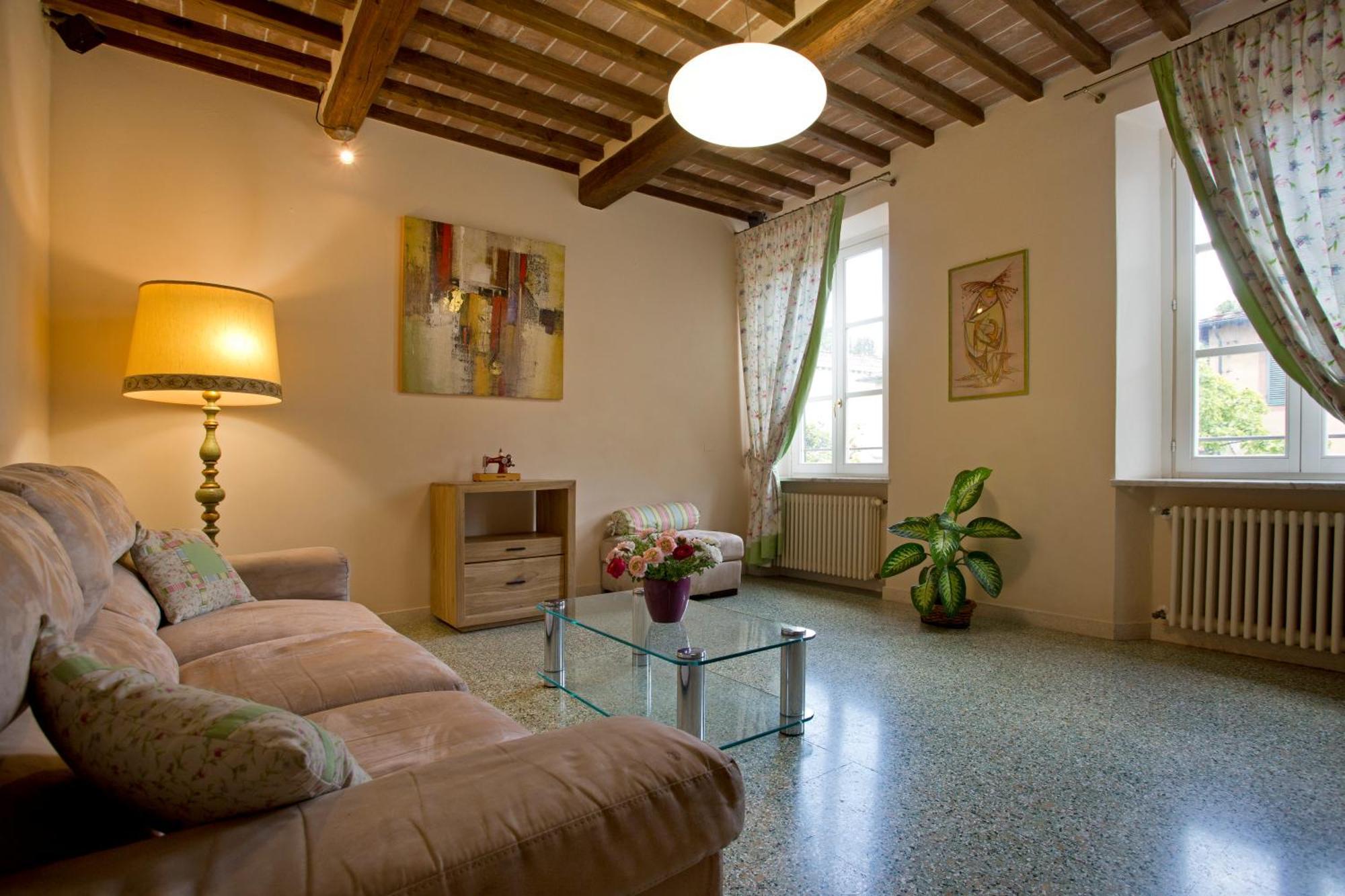 Casa San Girolamo Historic Flat With Cosy Terrace In Lucca'S City Centre Экстерьер фото